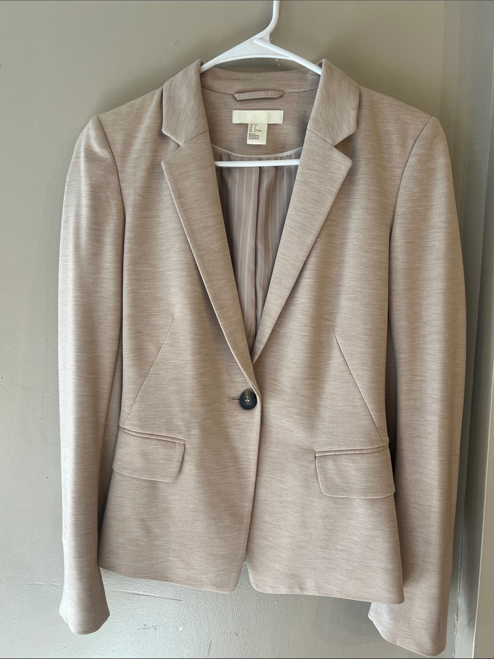 H&M Women's Beige Single-Button Blazer